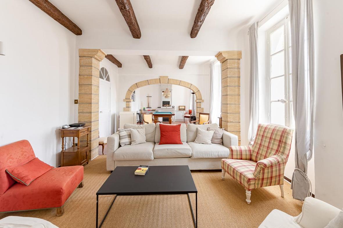 Maison De Maitre 230M² En Plein Coeur Du Village Camps-la-Source Экстерьер фото